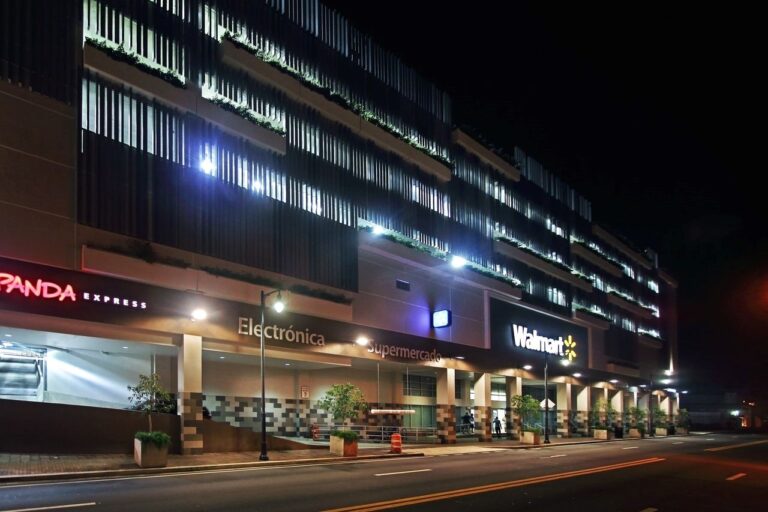 WalMart Supercenter, Santurce – Constructora